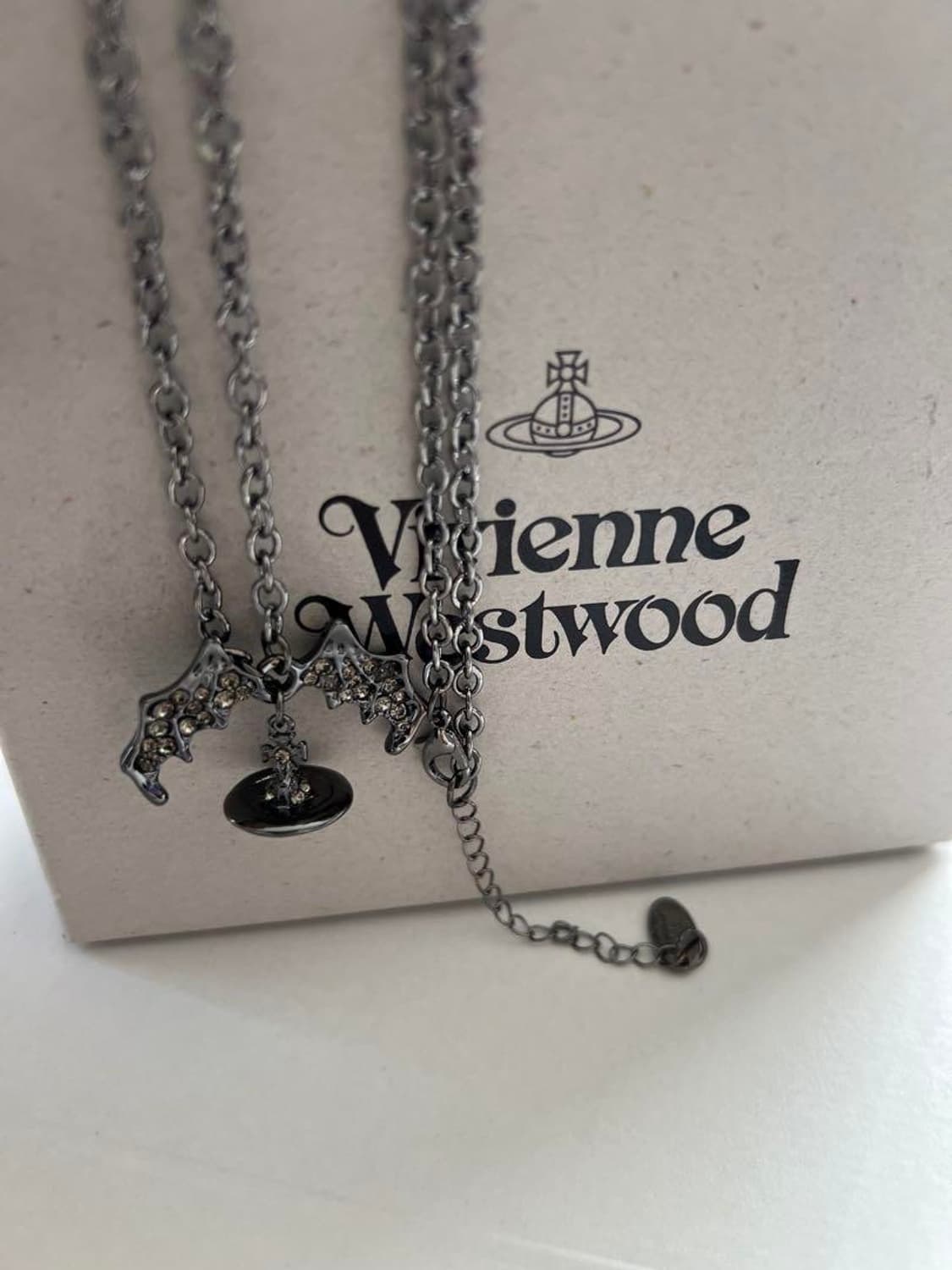 Vivienne Devil orb necklace  상품이미지1