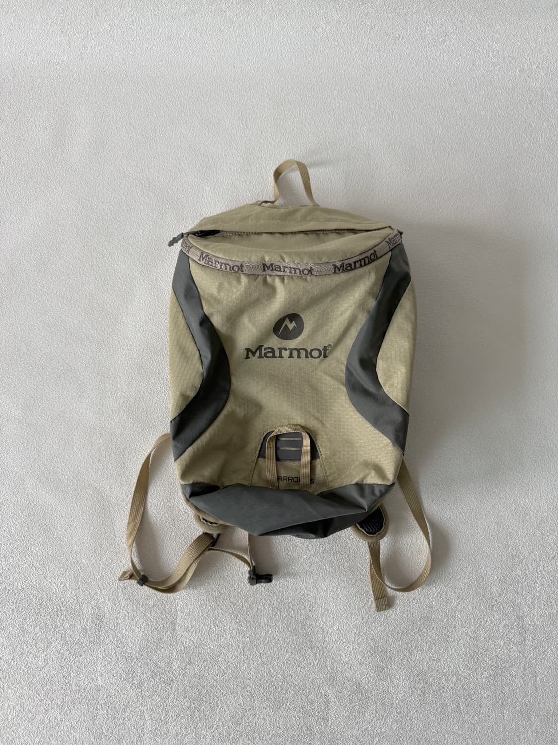 마모트(MARMOT) 15L 경량 백팩 상품이미지1