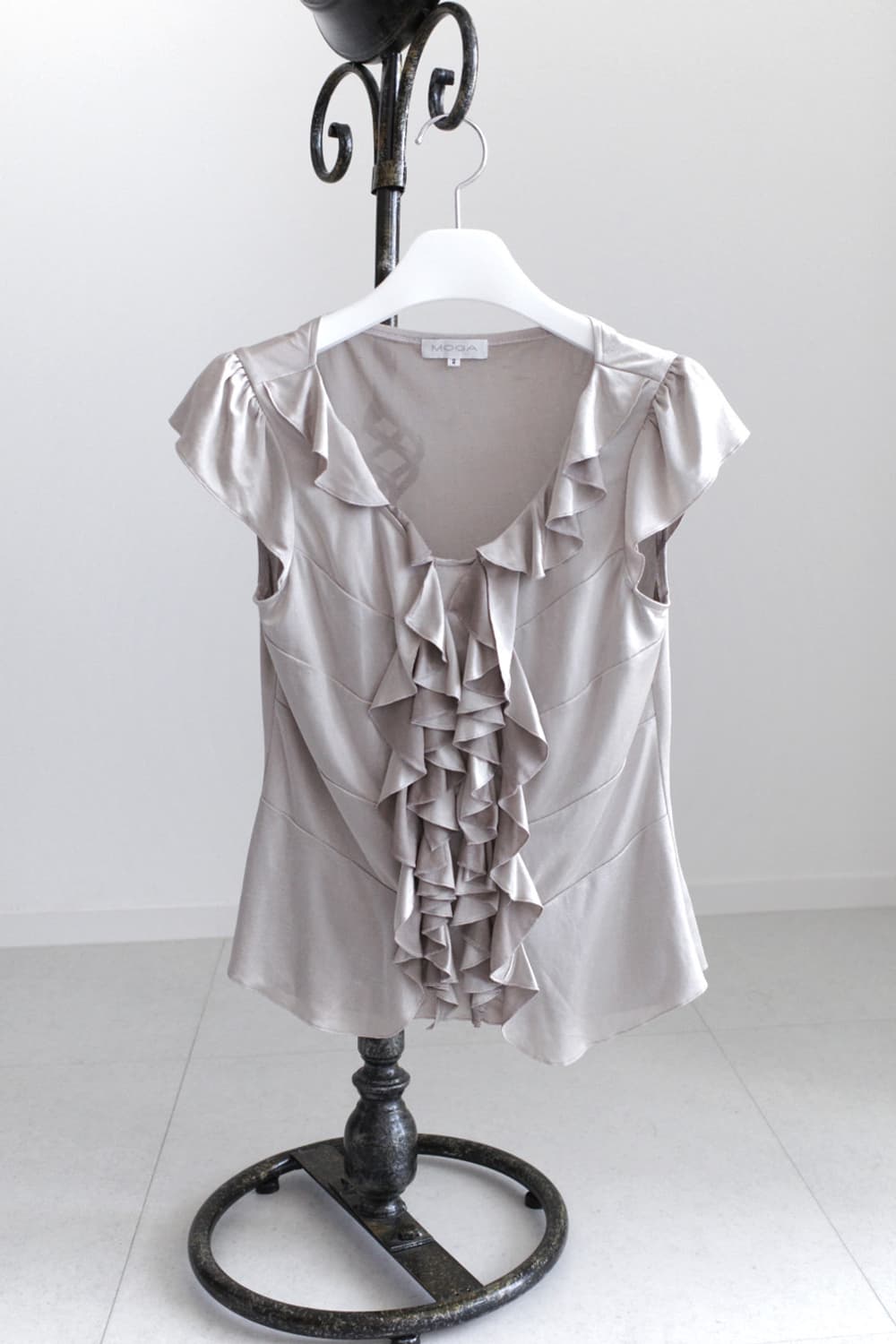 frill half blouse 상품이미지1