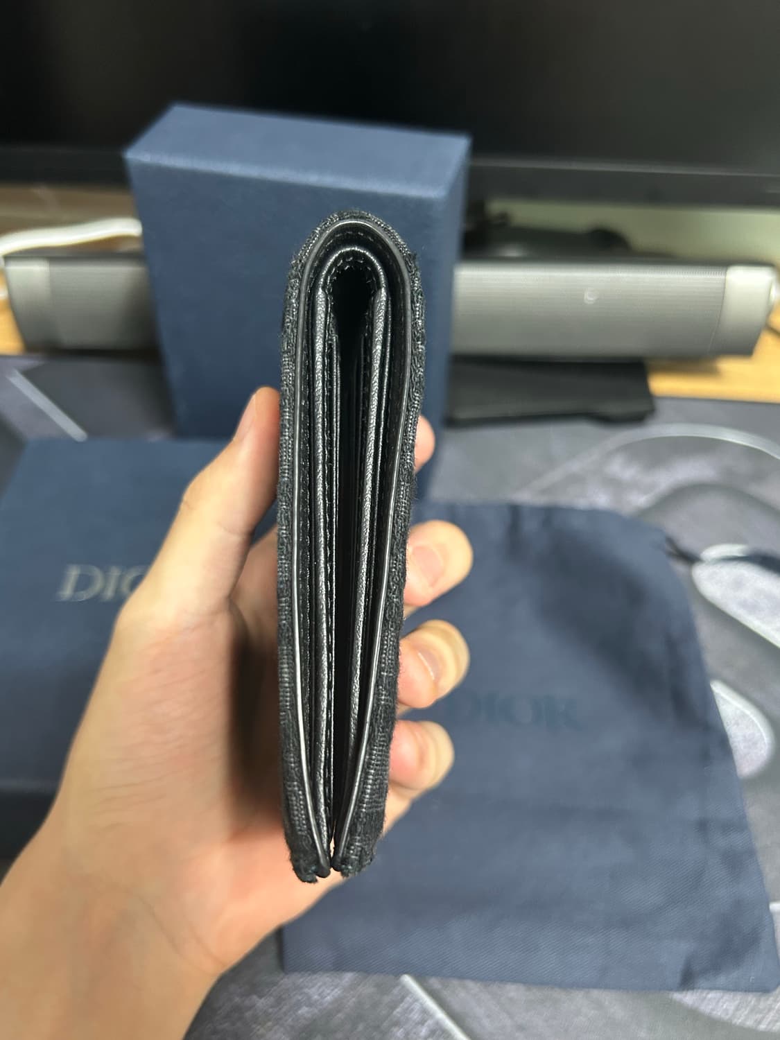 디올 오블리크 반지갑 블랙 크림판 상품이미지3