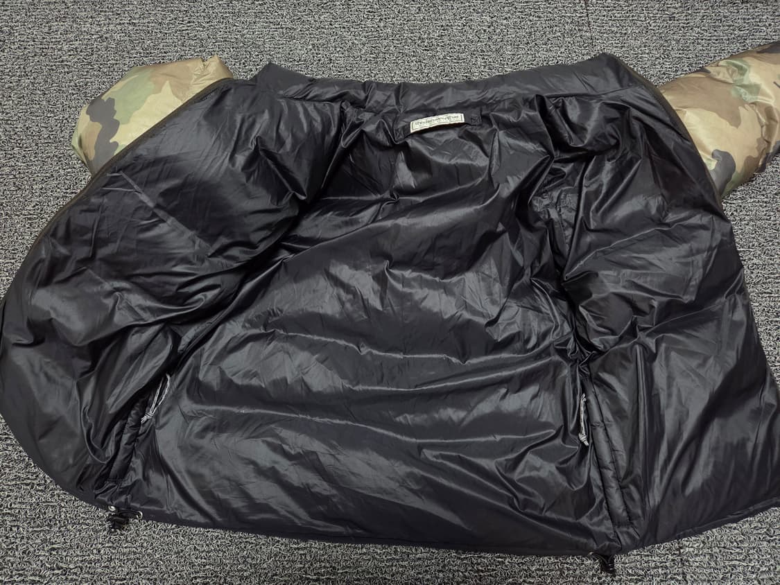 디즈이즈네버댓 퍼텍스 카모 리버시블 패딩/S 상품이미지3