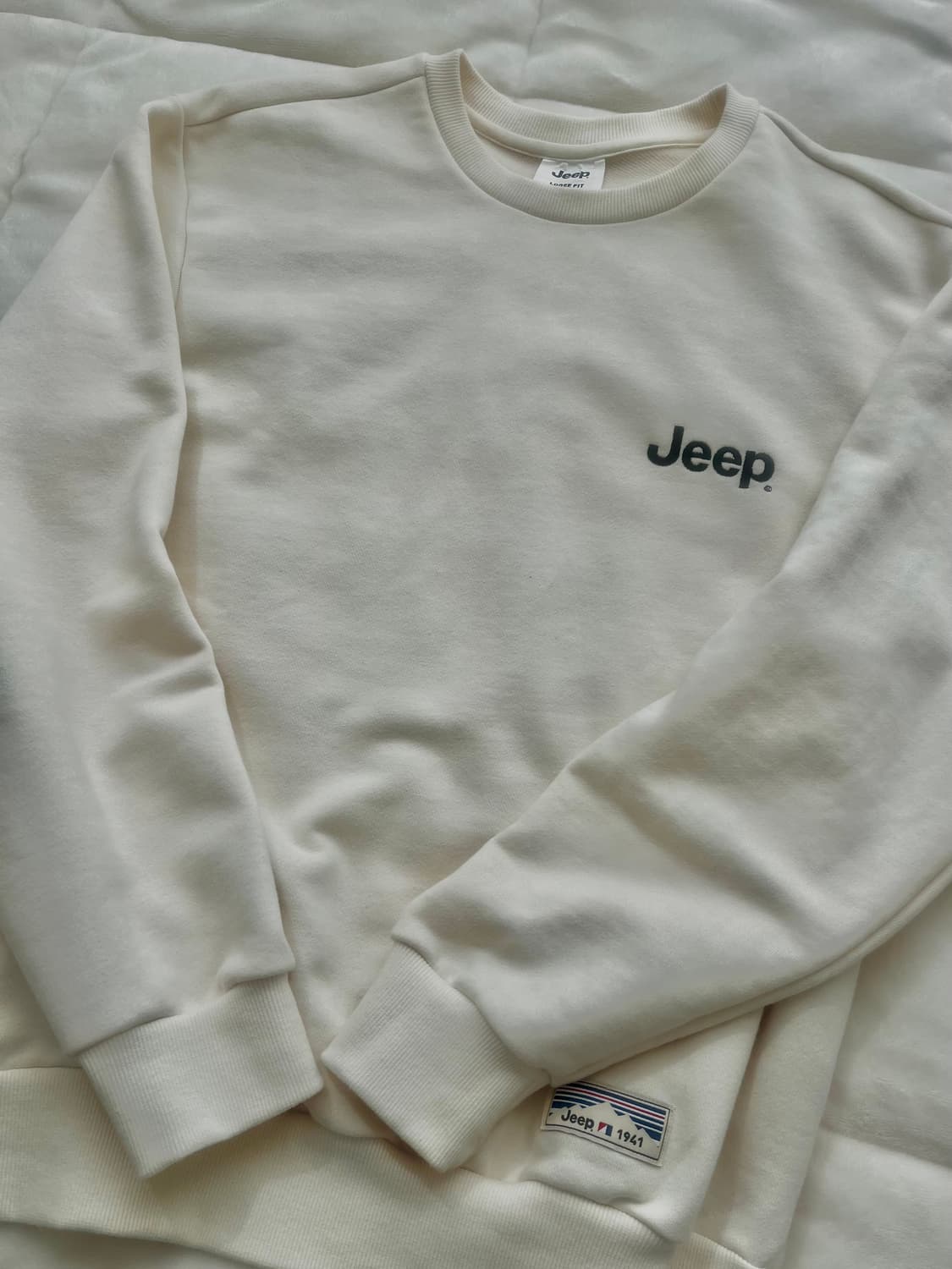 지프 아이보리 맨투맨 상품이미지1