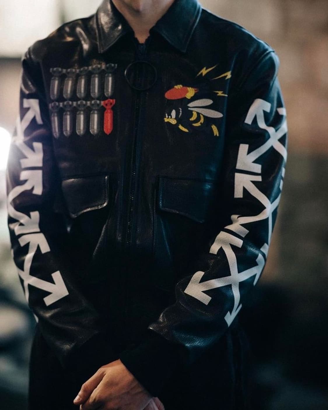 오프화이트 엔젤 핀업 밤버 레더 자켓 상품이미지2