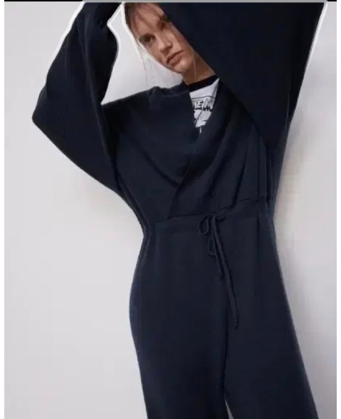 Zara  네이비니트 점프수트 상품이미지2