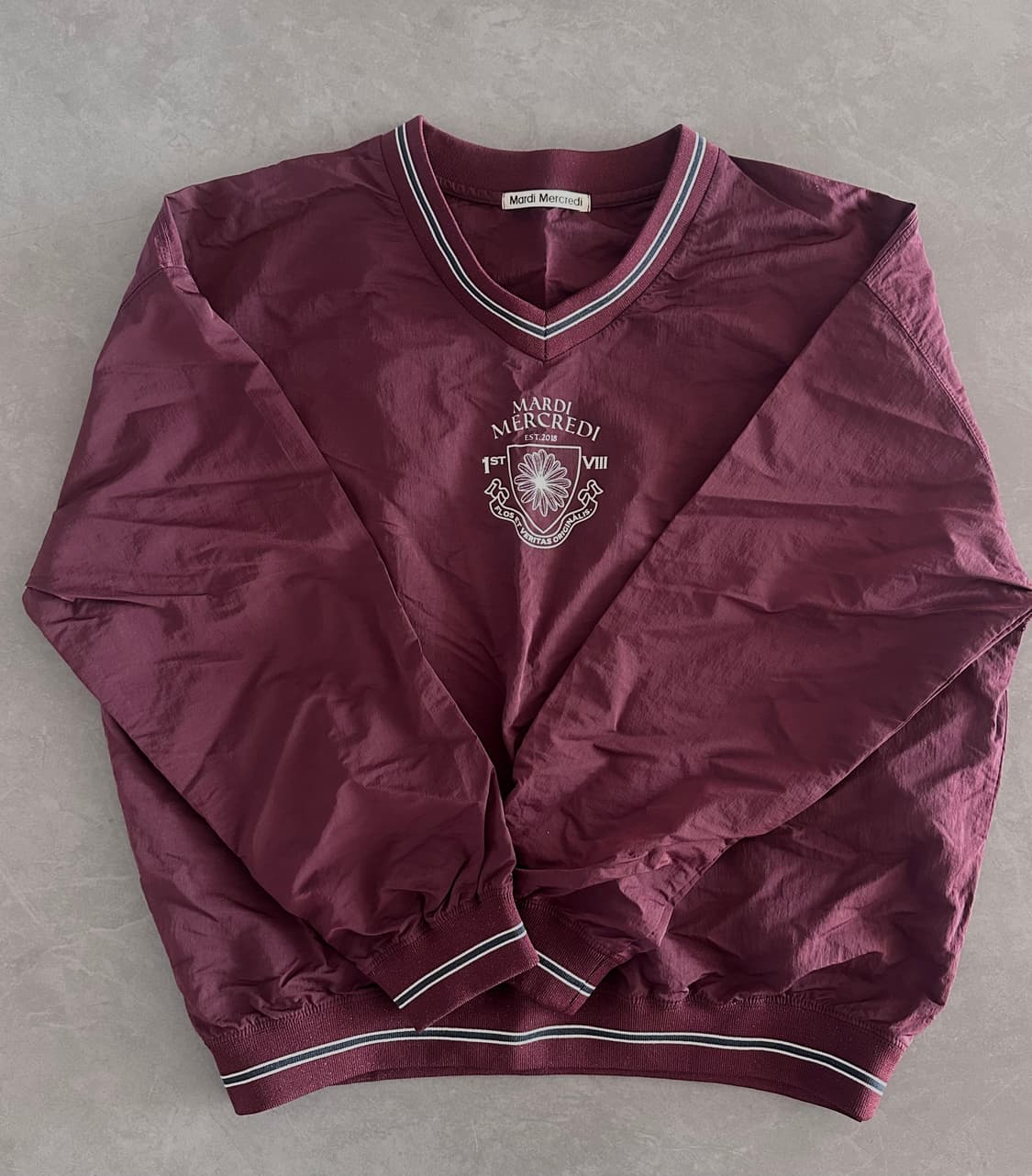 마르디메크르디 나일론 맨투맨 상품이미지1