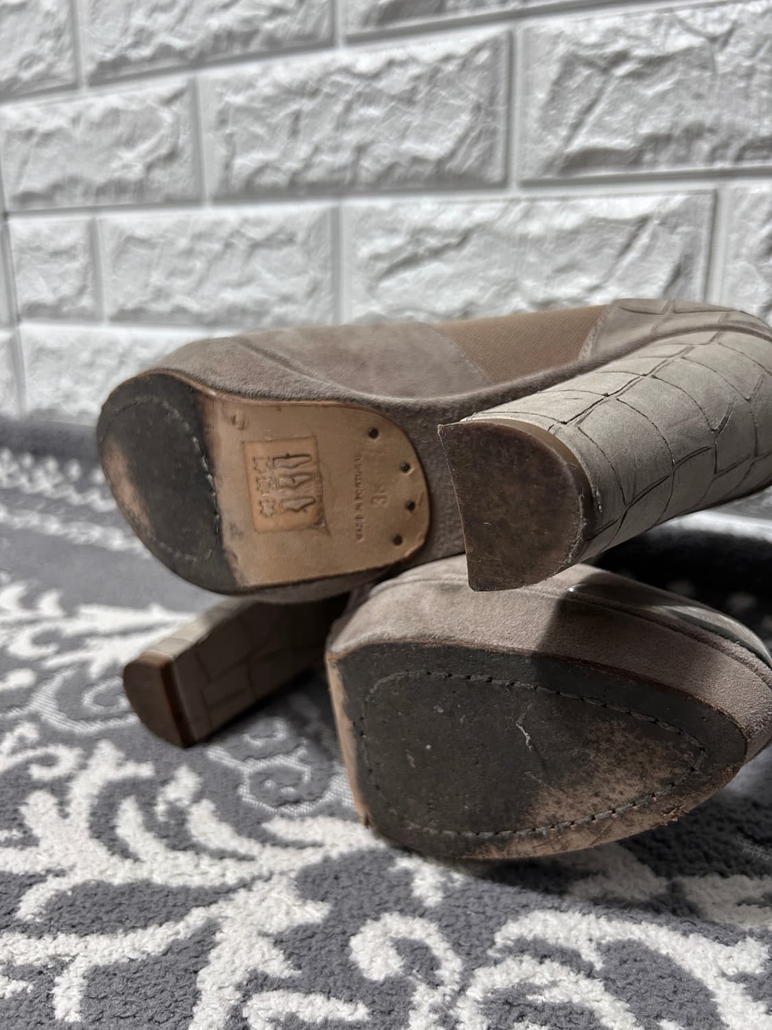 Opening Ceremony 파이톤 스웨이드 플랫폼 펌프스 상품이미지6