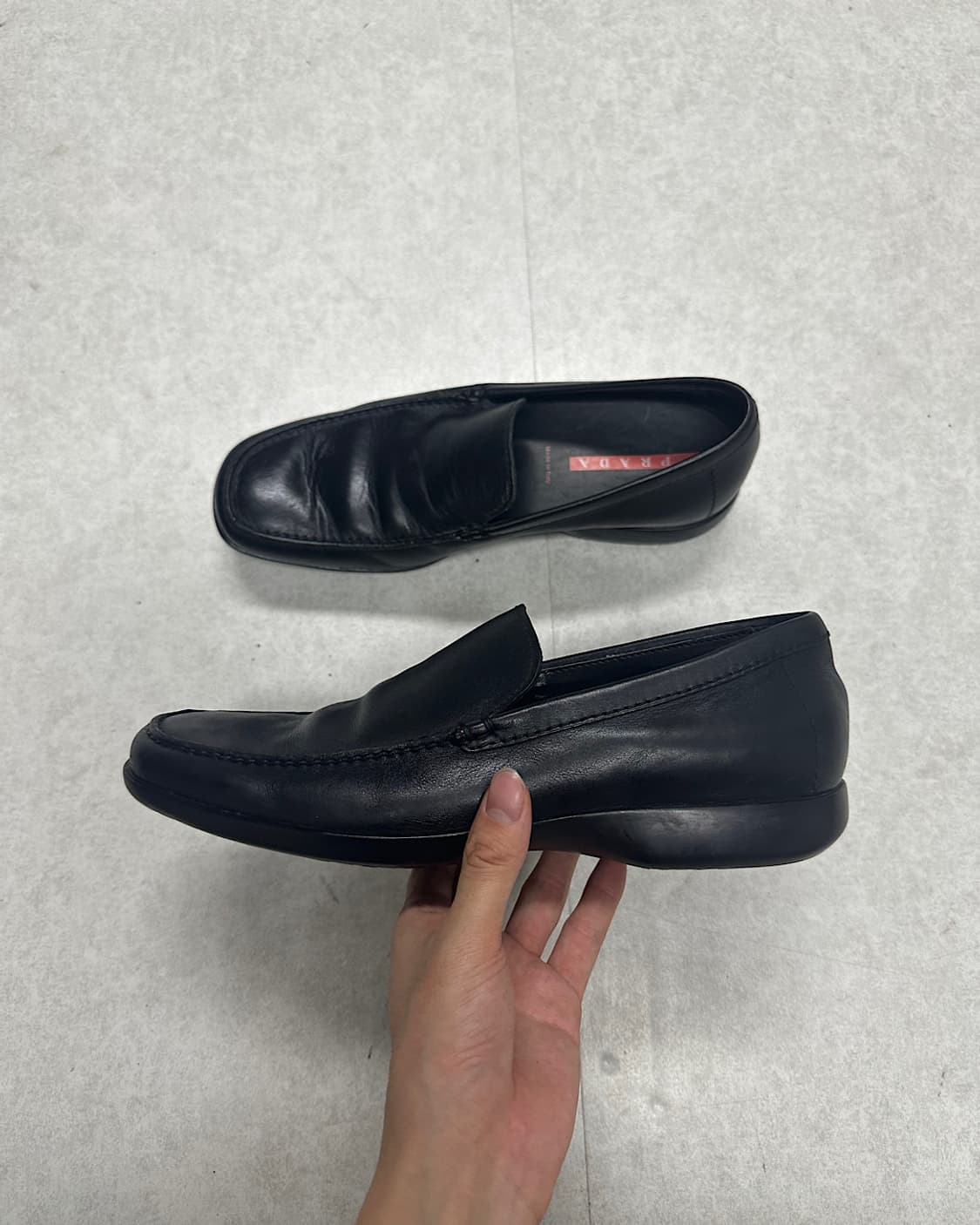 프라다 스포츠 레더 로퍼 상품이미지1