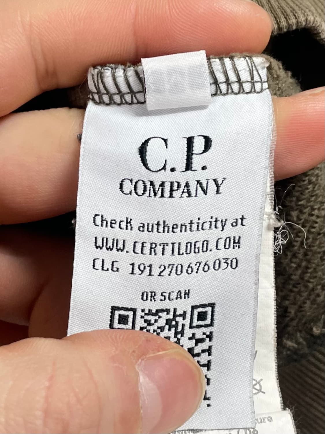 CP컴퍼니 렌즈 스웻 맨투맨 (on.526) 상품이미지6