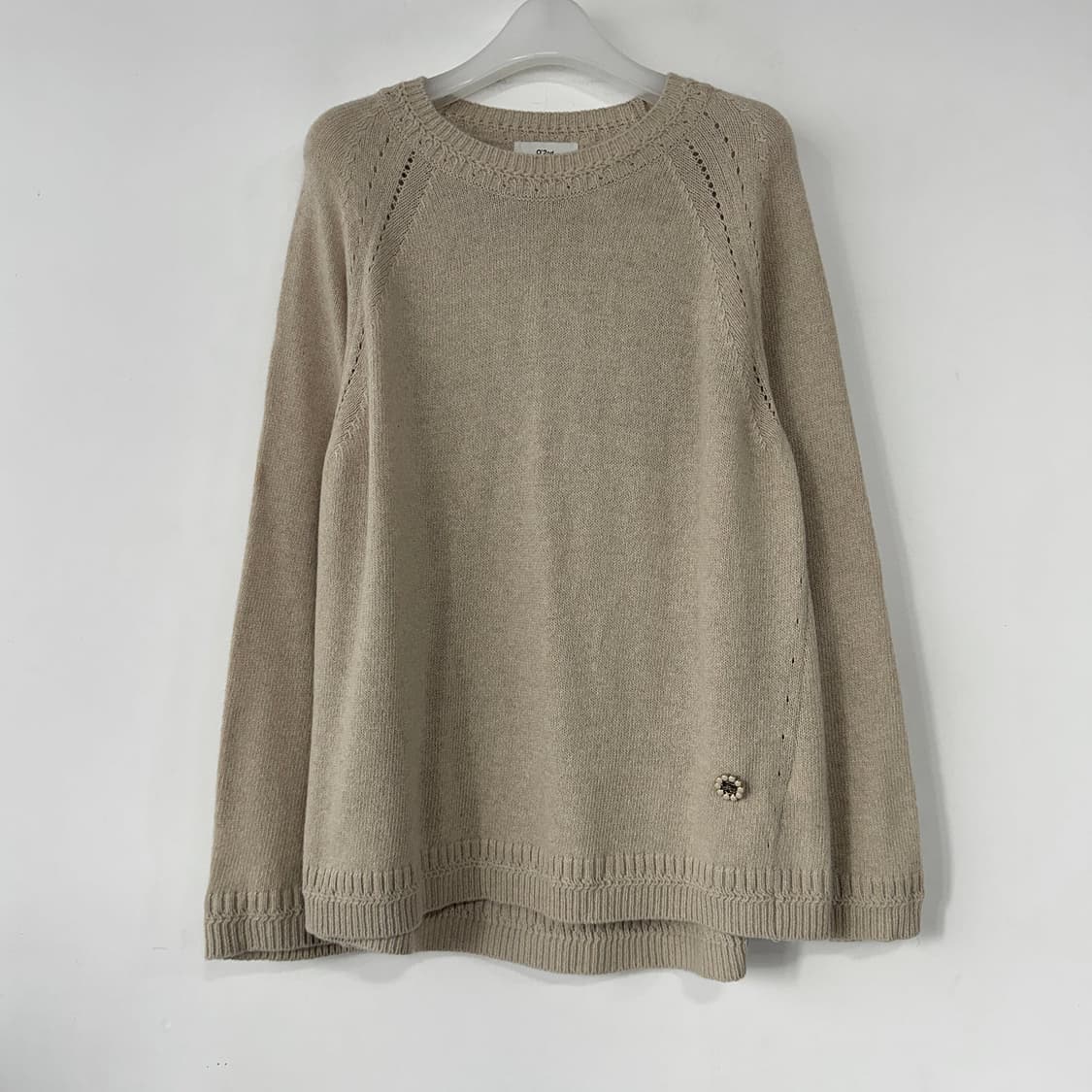 오즈세컨 비즈포인트 캐시미어100 니트 탑 상품이미지1