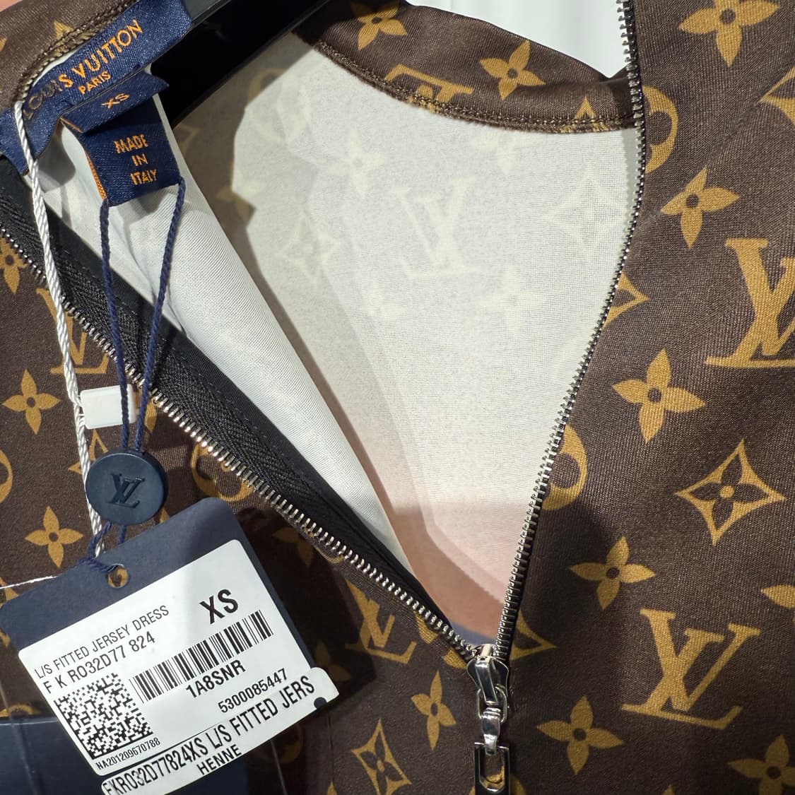 [정품] 루이비통 버질아블로 모노그램 저지 핏 드레스 XS사이즈 상품이미지6