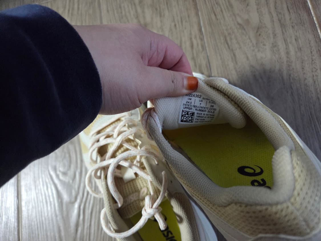 아식스 운동화 판매합니다~ 상품이미지3