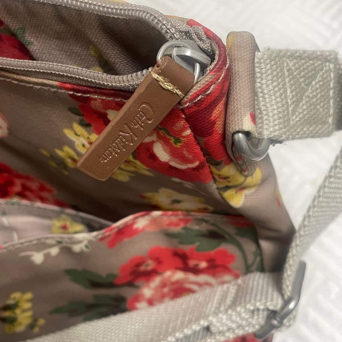 캐스키드슨 크로스백 상품이미지4