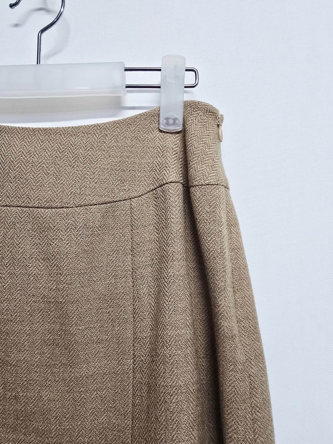 신장경 베이지 A라인 미디 스커트 상품이미지3