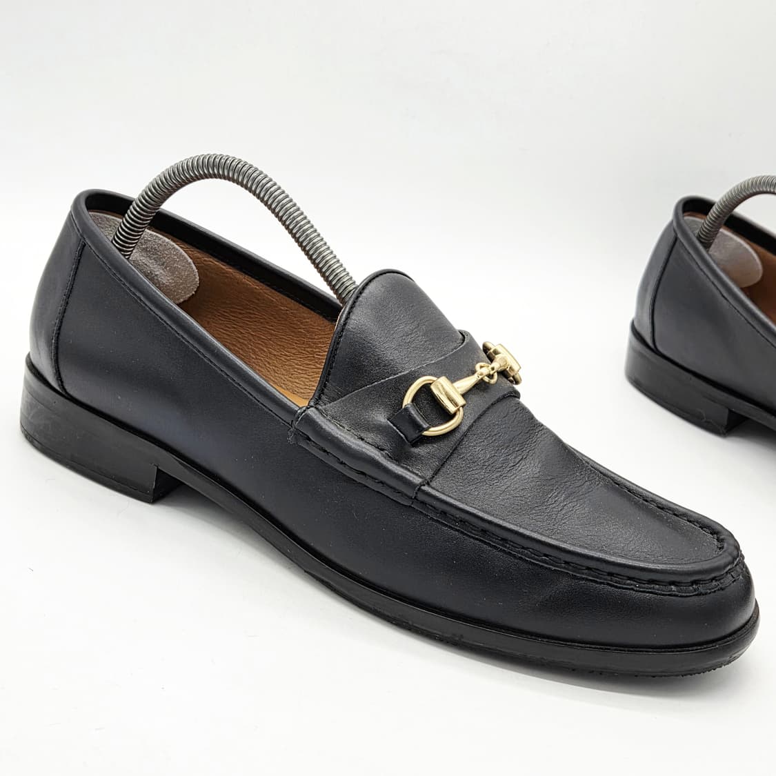  뷰티앤유스 유나이티드 애로우 홀스빗 로퍼 블랙 (275)  상품이미지6