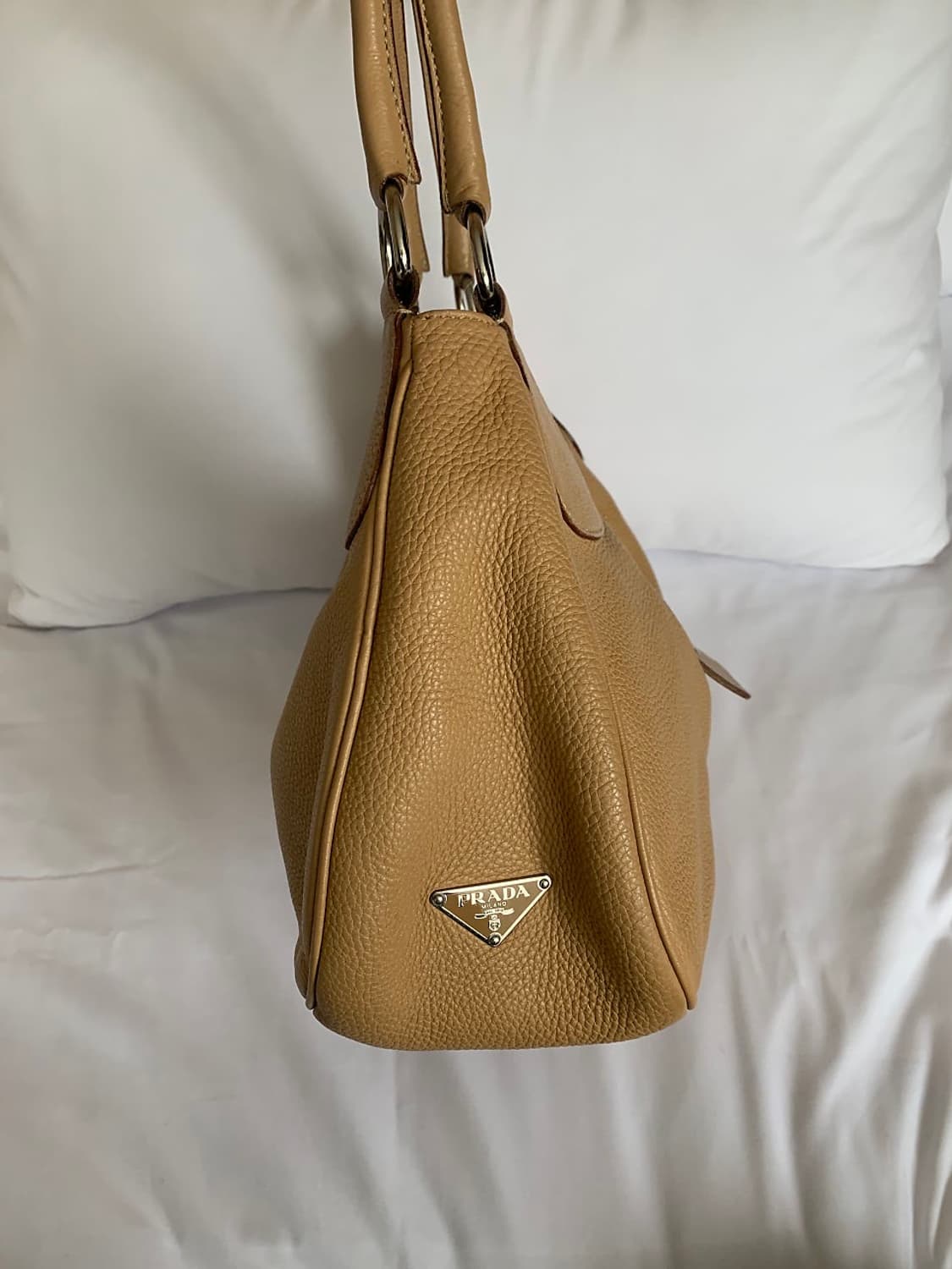 프라다 문 숄더백 상품이미지3