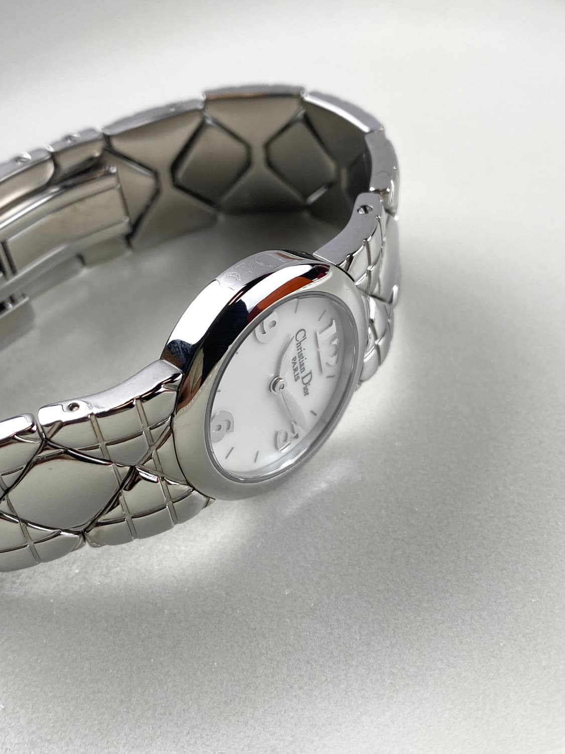DIOR round shell dial watch  상품이미지2