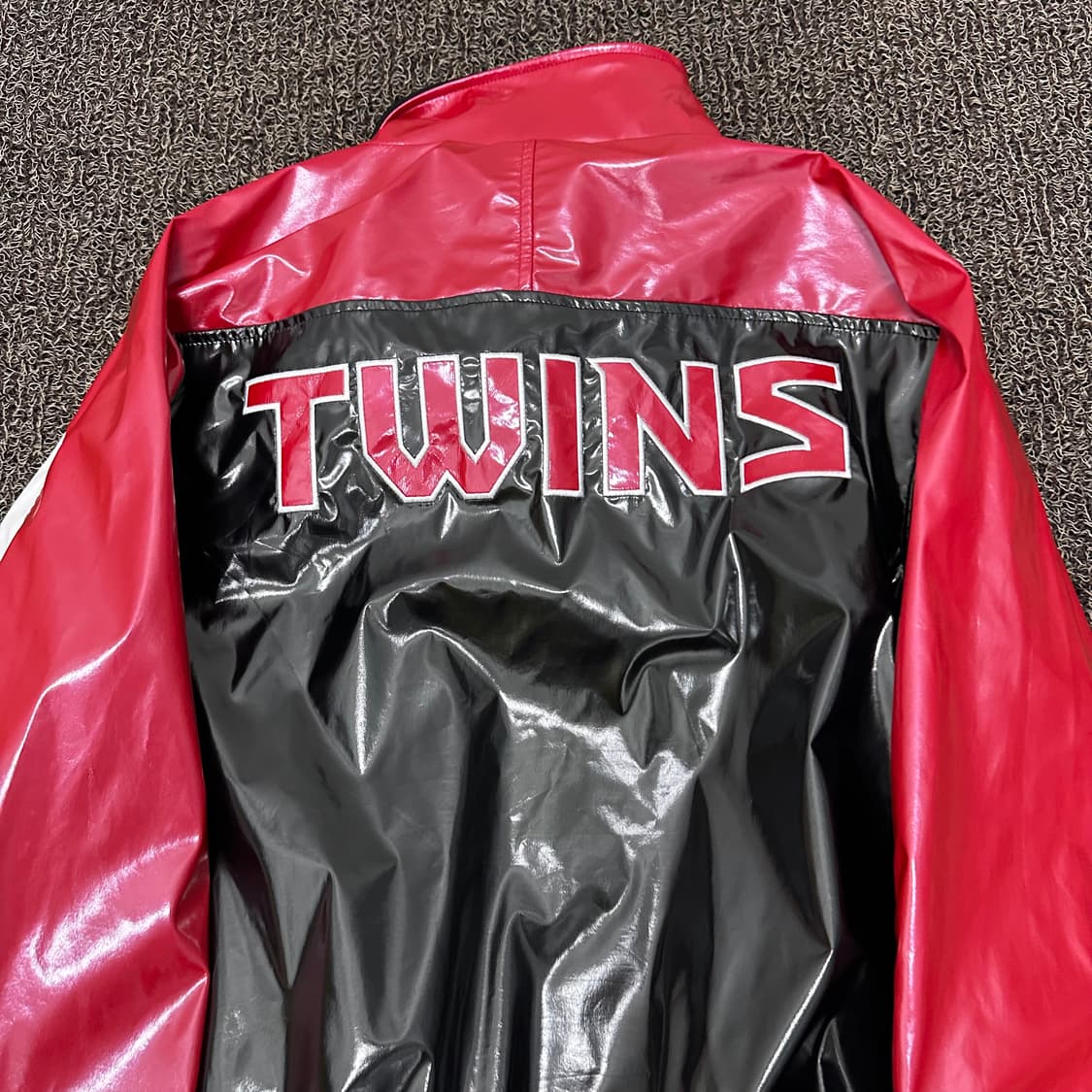 LG 트윈스 야구 유니폼 유광 점퍼 블랙 105(XL) 상품이미지6