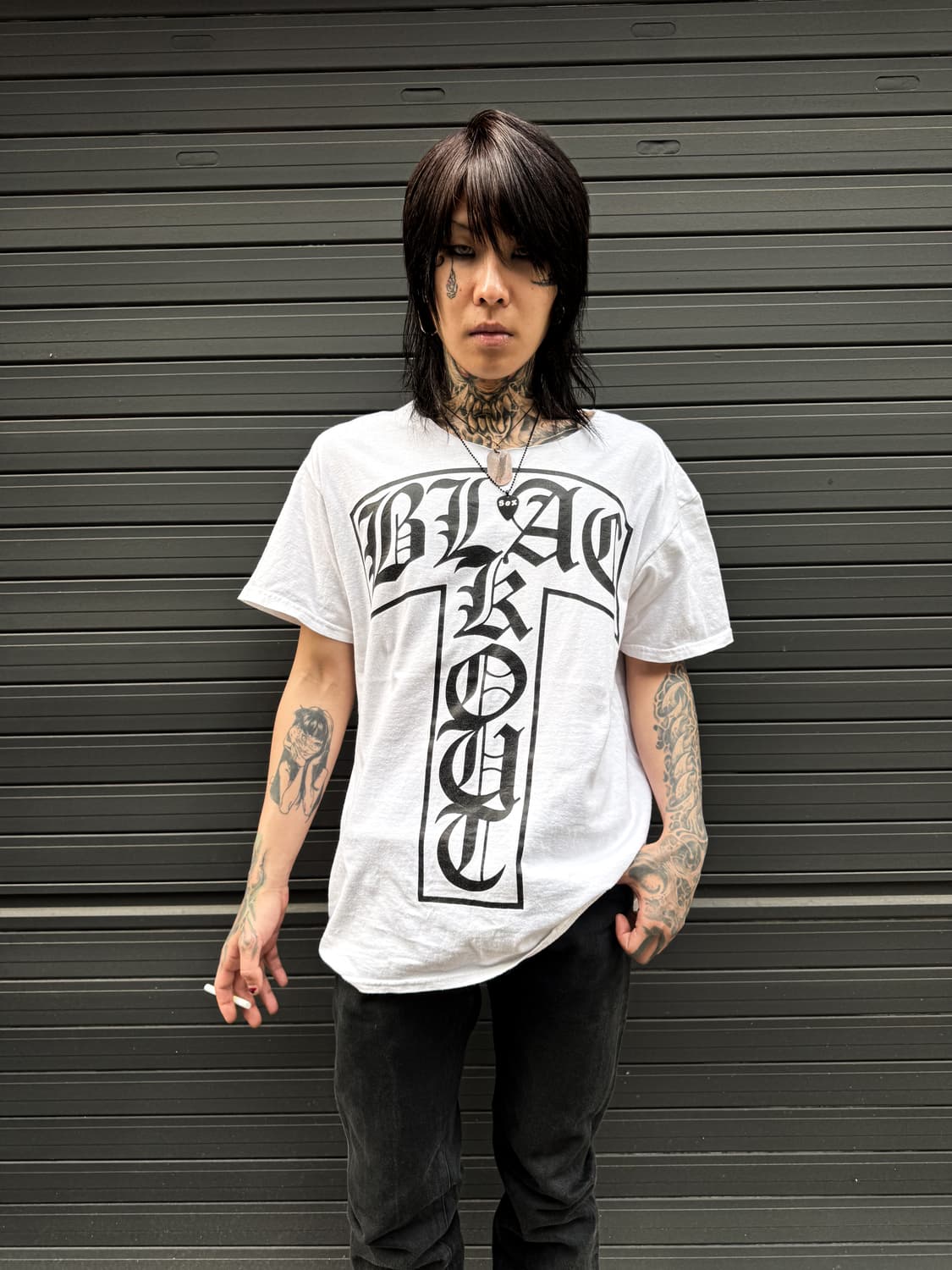 BLACK FLAME – Cross Logo Graphic T-Shirt 상품이미지5