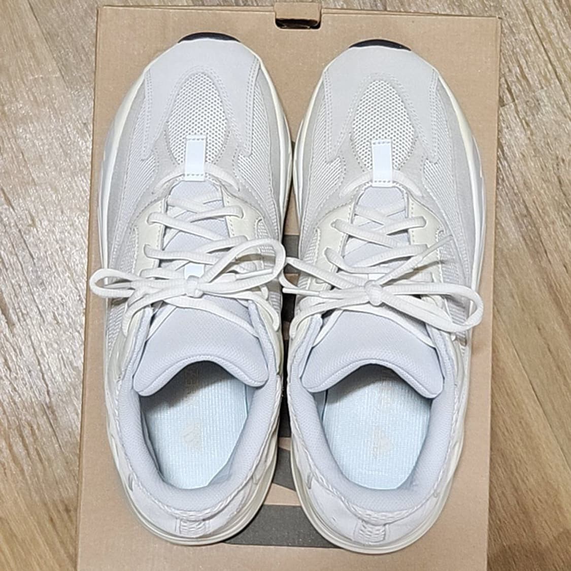 아디다스 285 이지 부스트 아날로그 700 상품이미지5