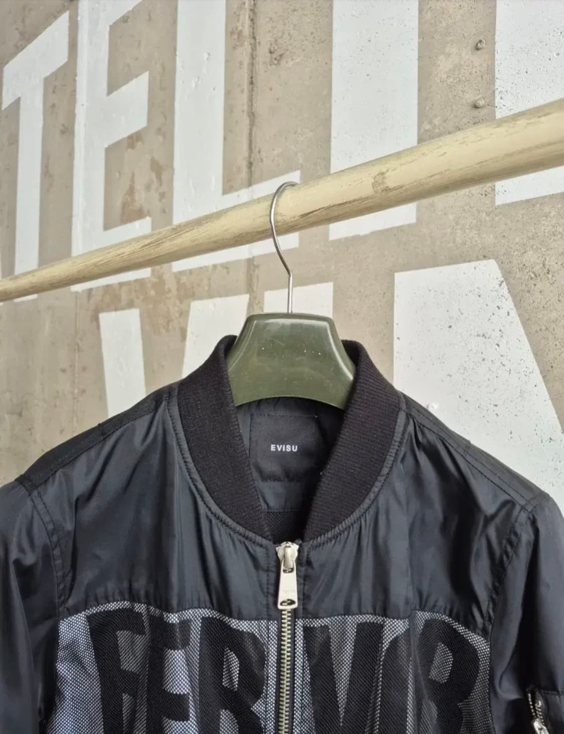 EVISU 에비수 블랙 봄버 자켓 상품이미지3