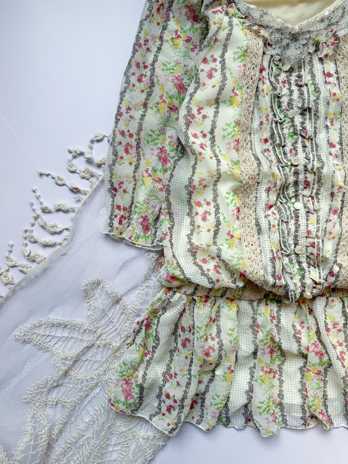 Floral Ruffled Button Blouse 0250 상품이미지3