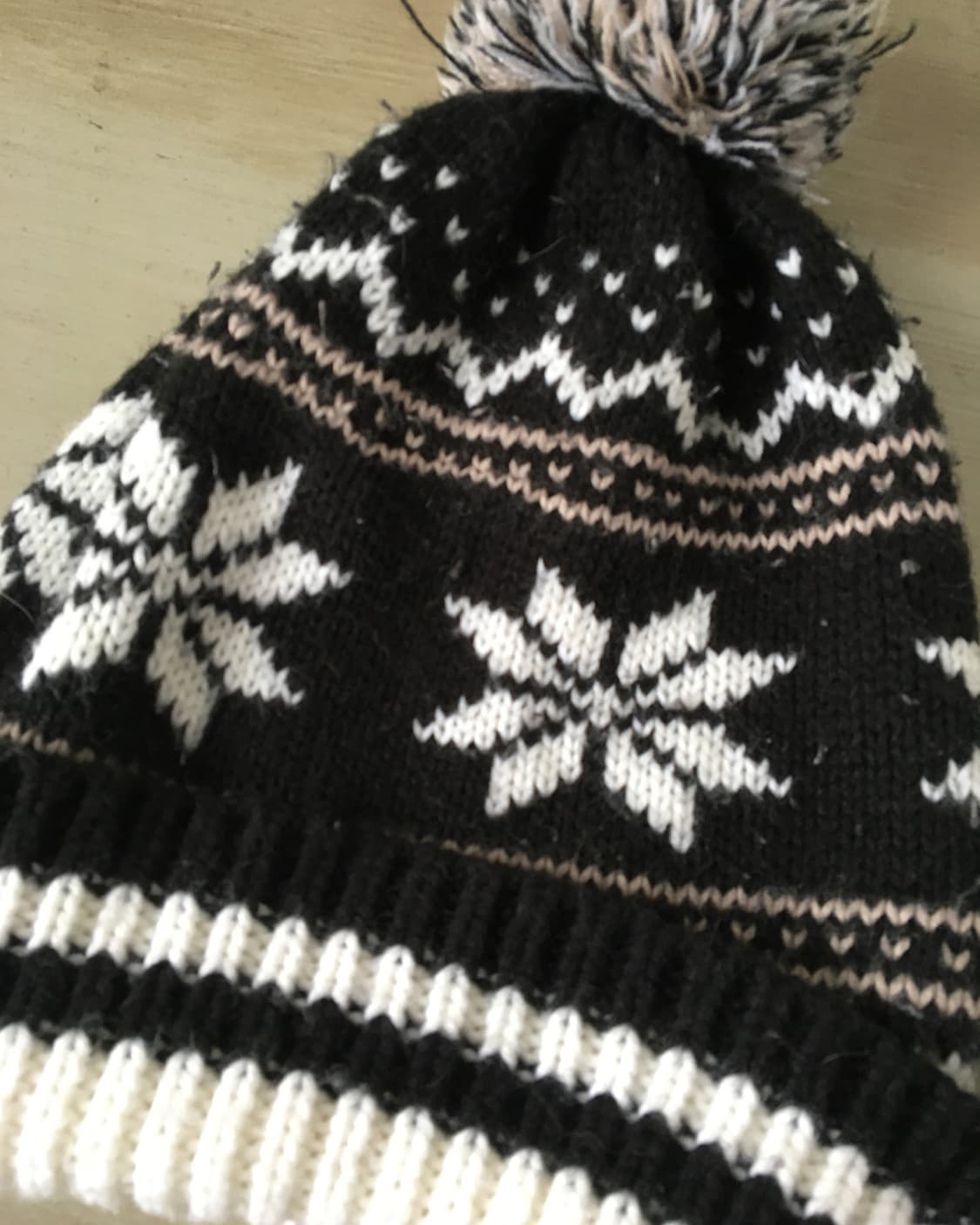  pom snow pattern knit beanie 상품이미지4