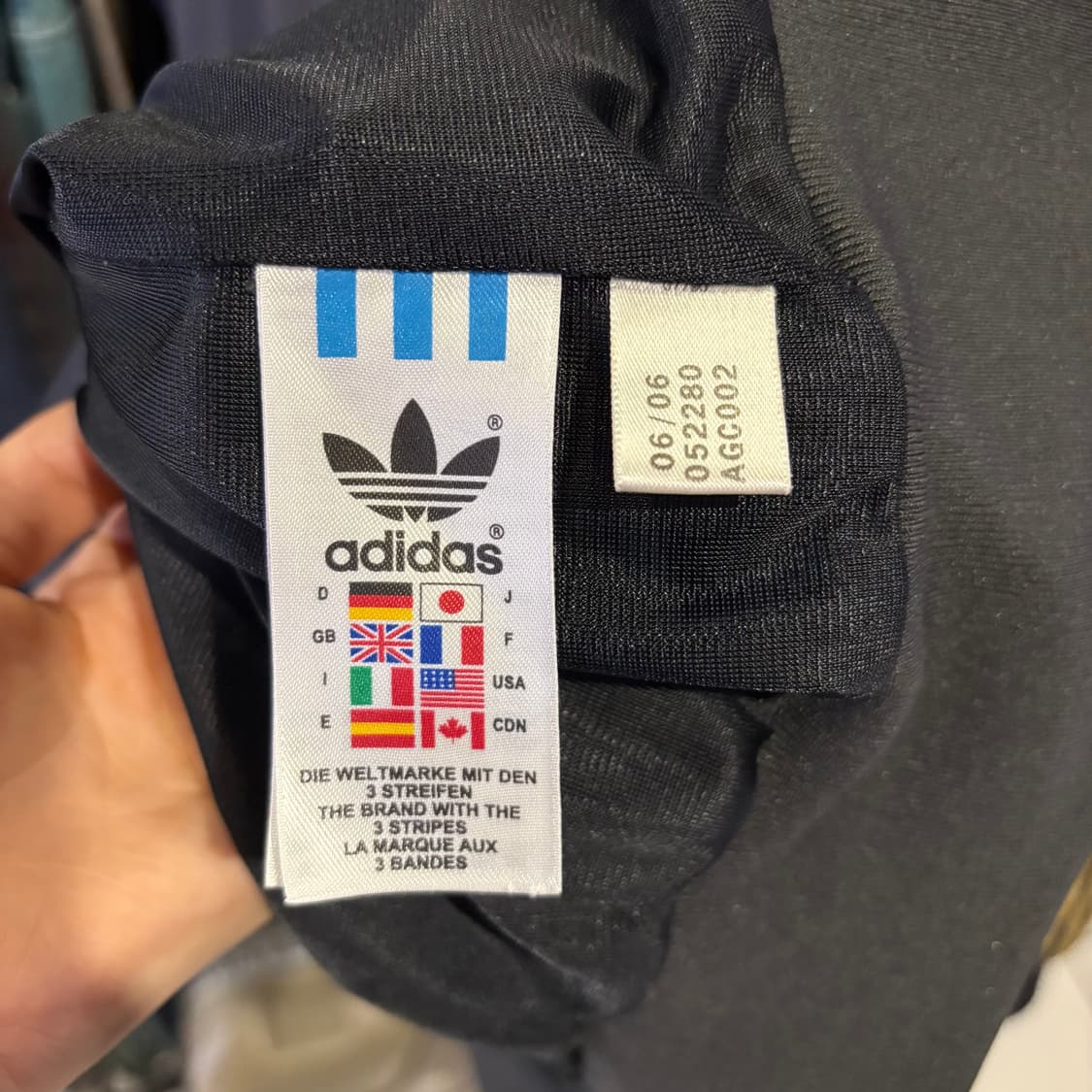 아디다스 검정 골드 오리지널스 바람막이 져지 상품이미지5