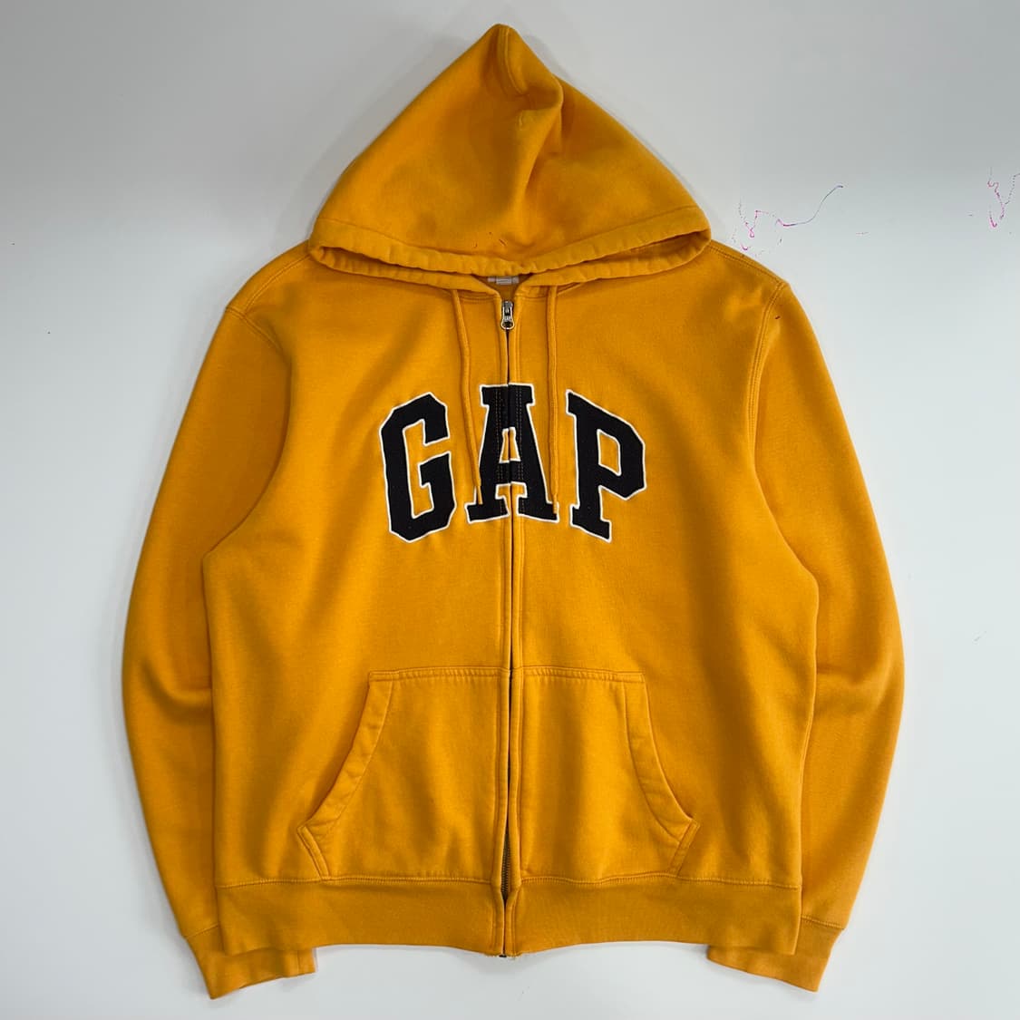 GAP 갭 네이비로고 딥옐로우 후드집업 상품이미지3