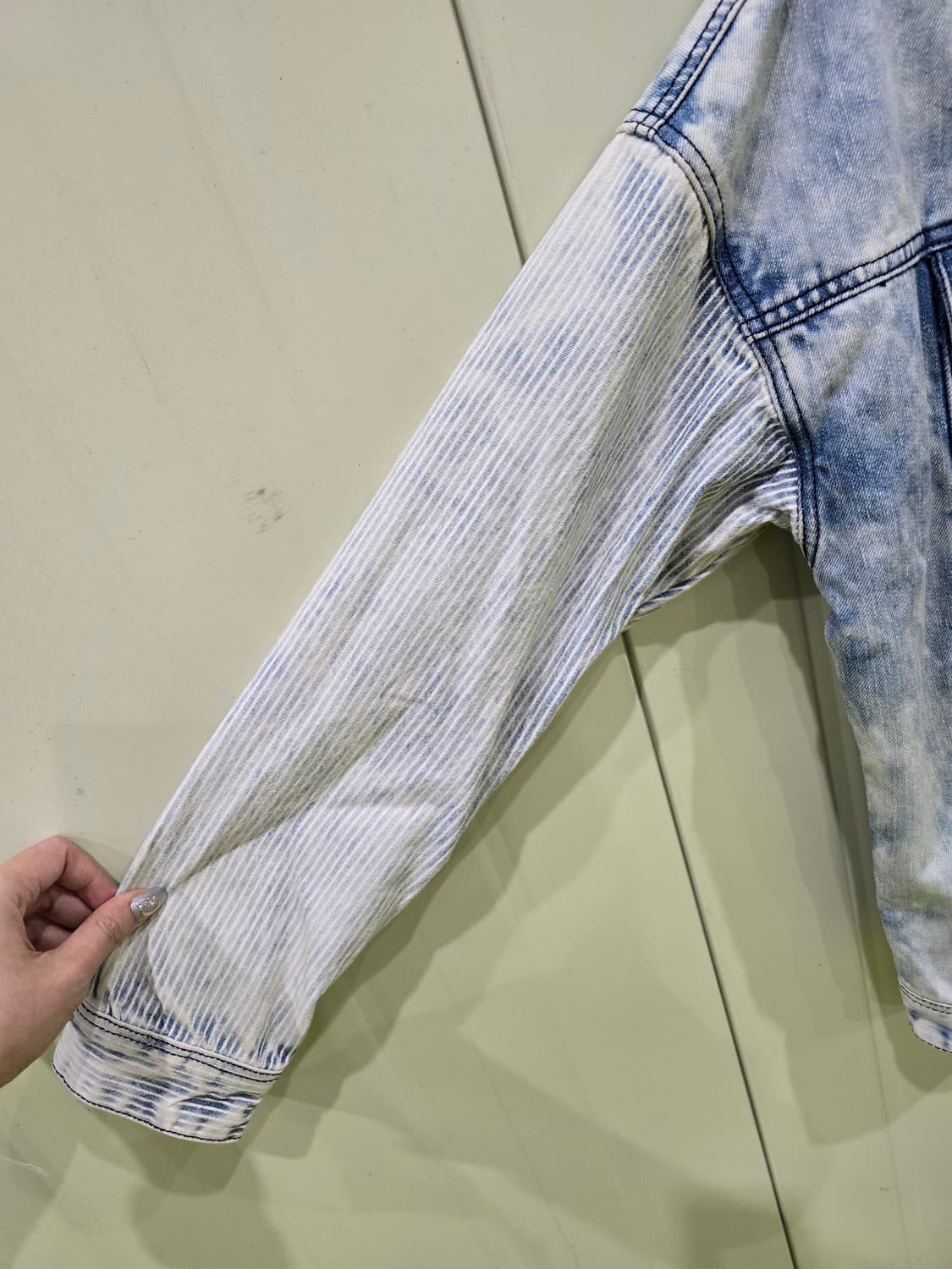 빈티지한 GUESS 오리지널 데님 자켓 상품이미지4