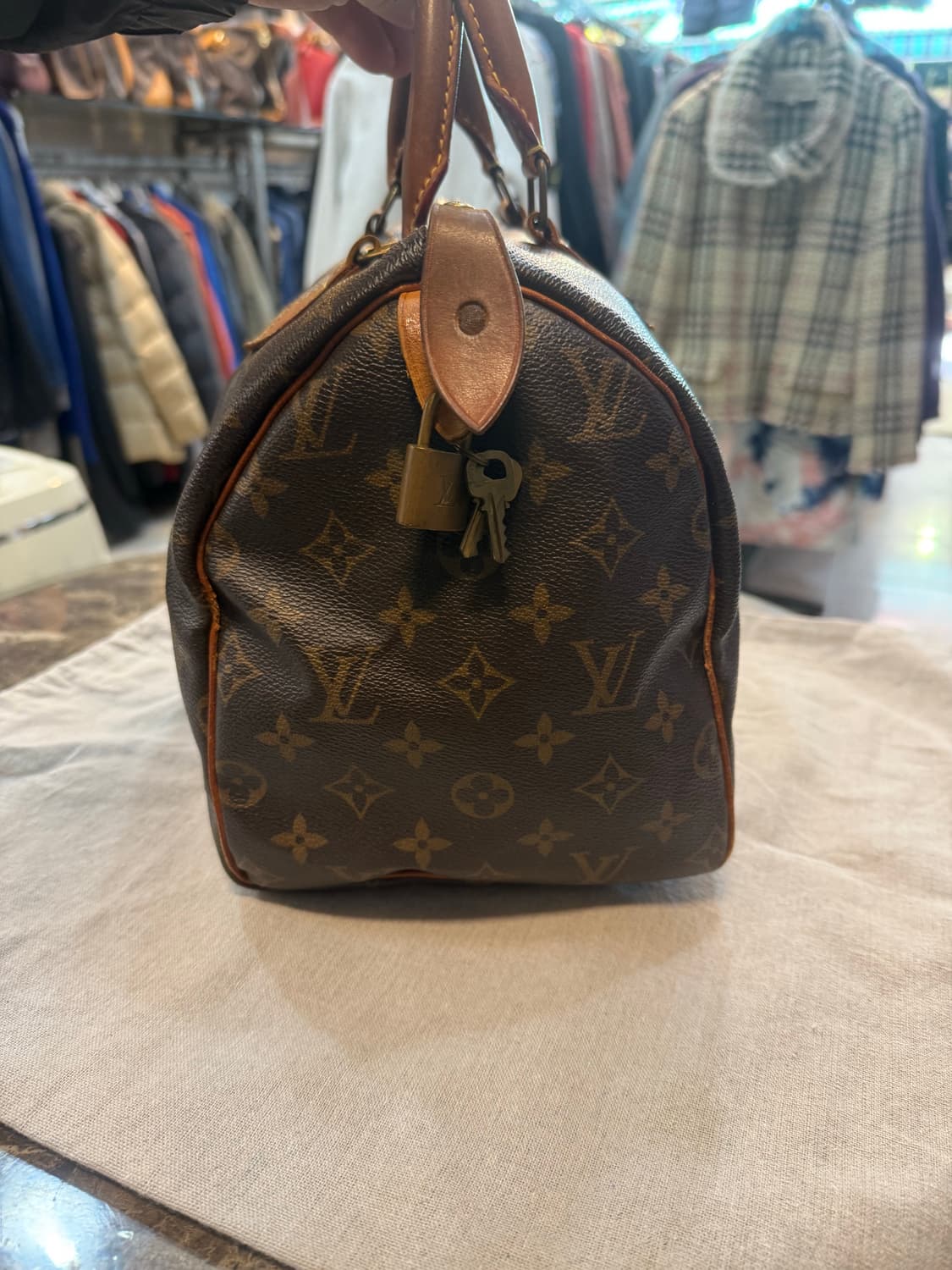 정품 루이비통 스피디30 팝니다 상품이미지2