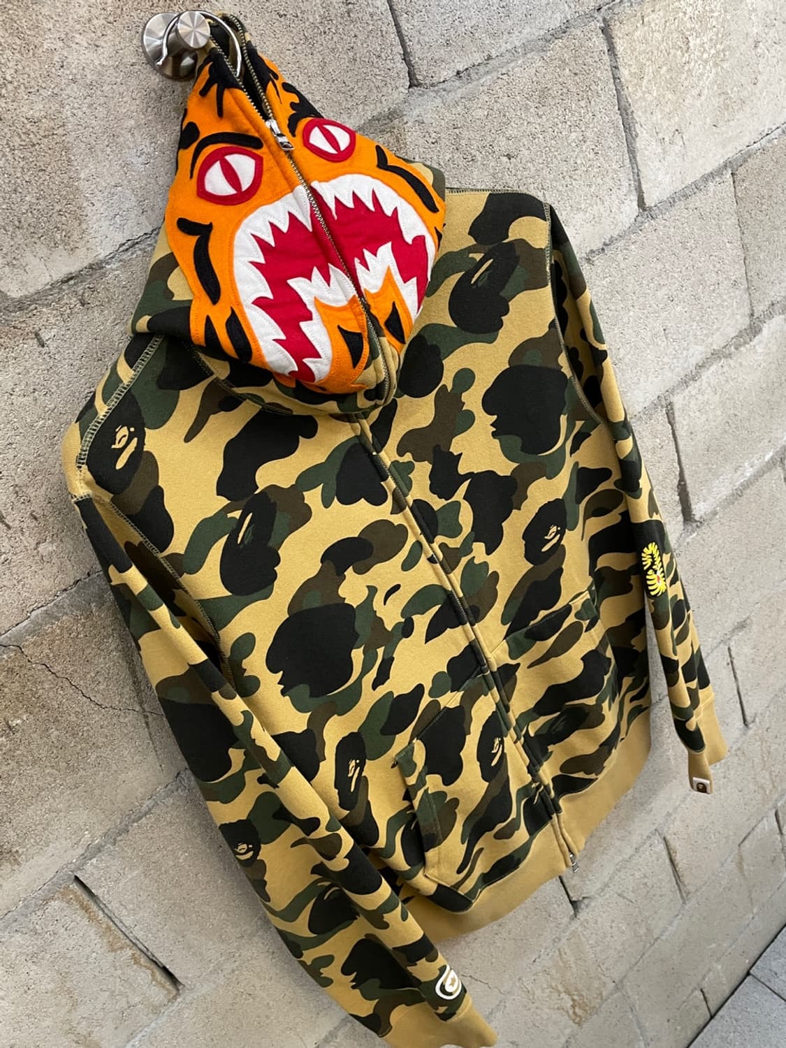 베이프 카모 샤크 후드집업 상품이미지4