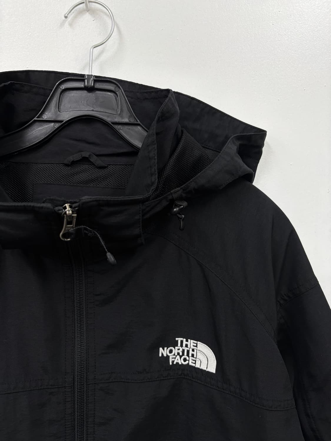 노스페이스 후드탈착 바람막이 상품이미지3