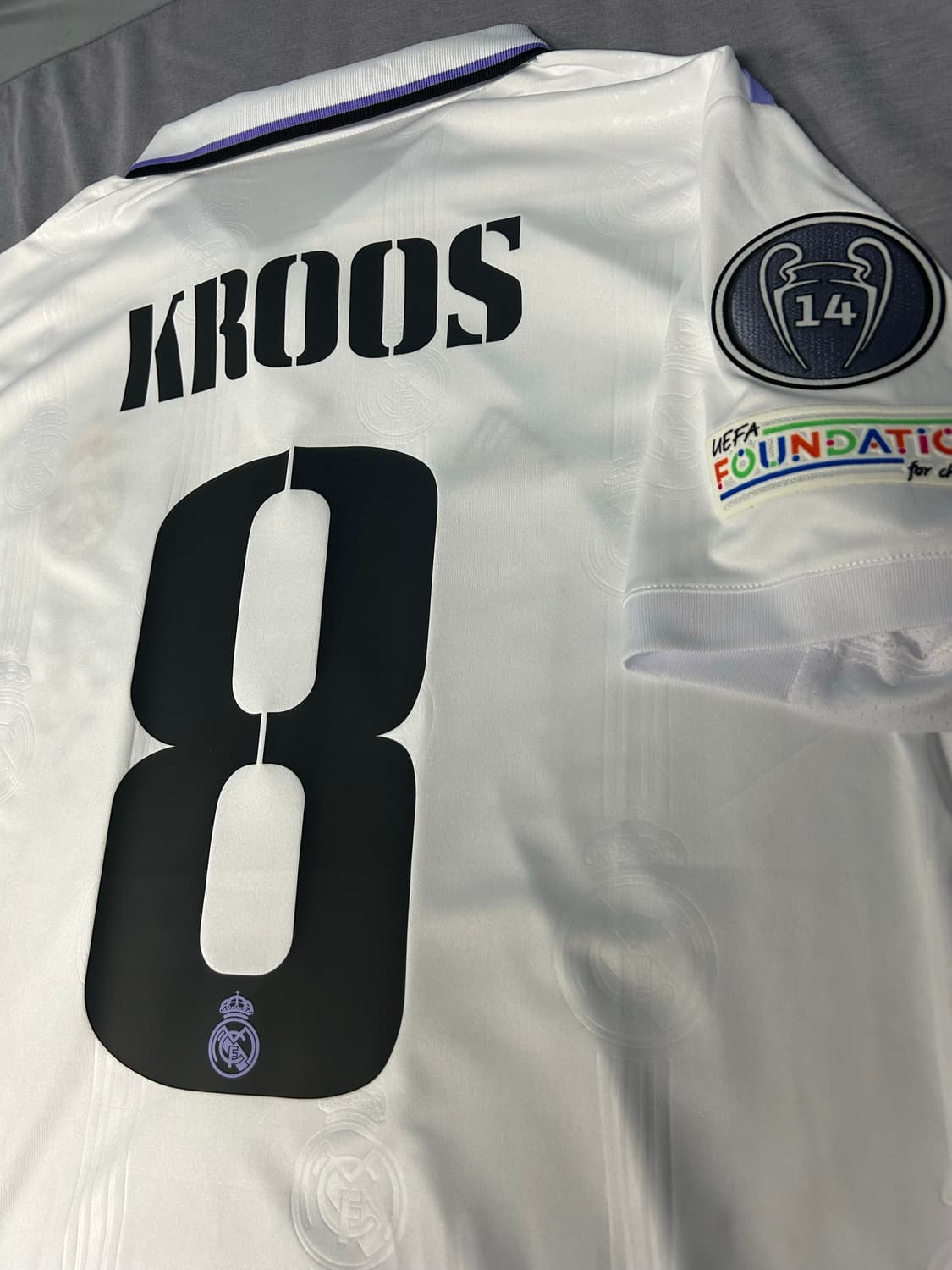 22/23 레알 마드리드 홈 유니폼  상품이미지5