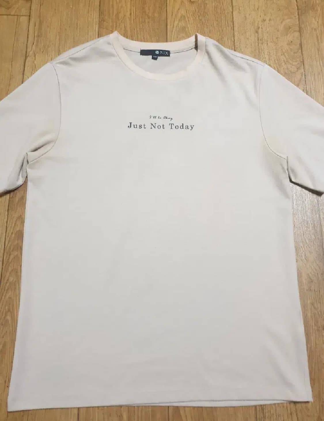 닉스 반팔티 100 사이즈입니다 상품이미지1