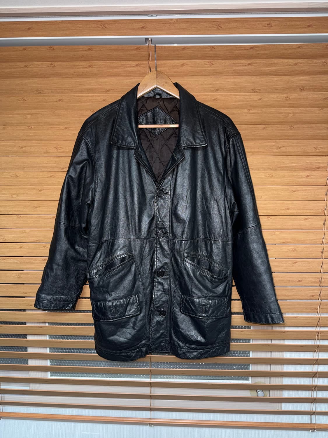 프릭스스토어 카우하이드 레더 카코트 상품이미지1