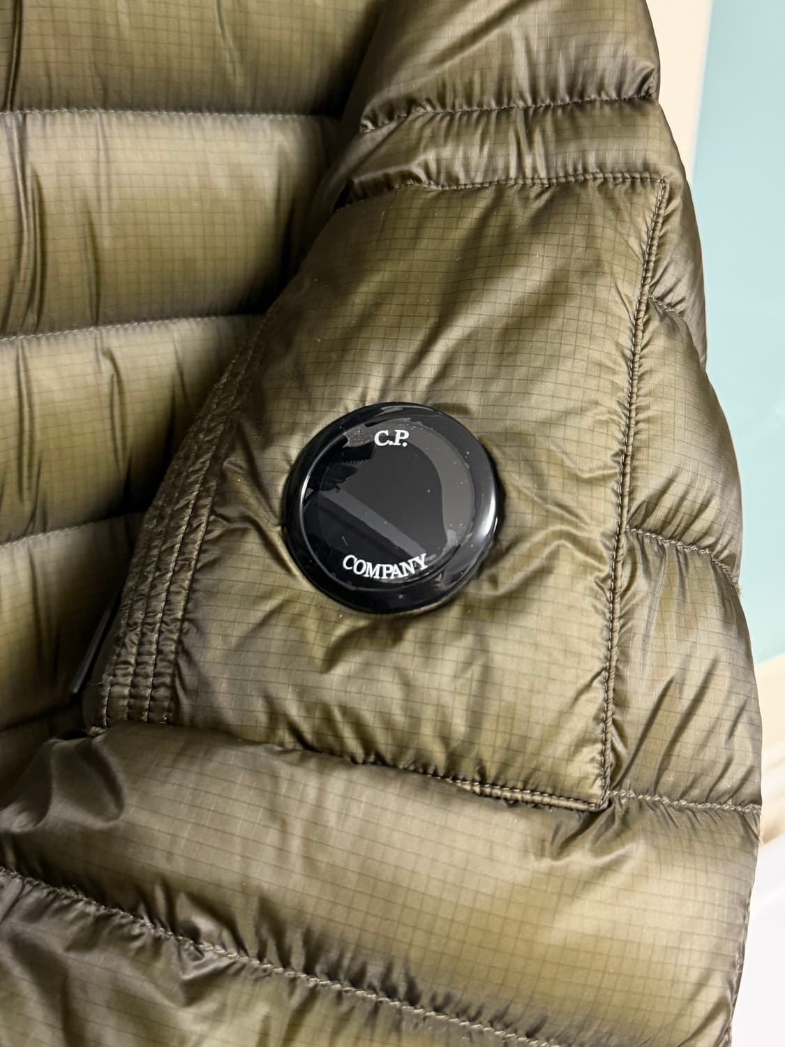 씨피컴퍼니 디디쉘 경량패딩 상품이미지3