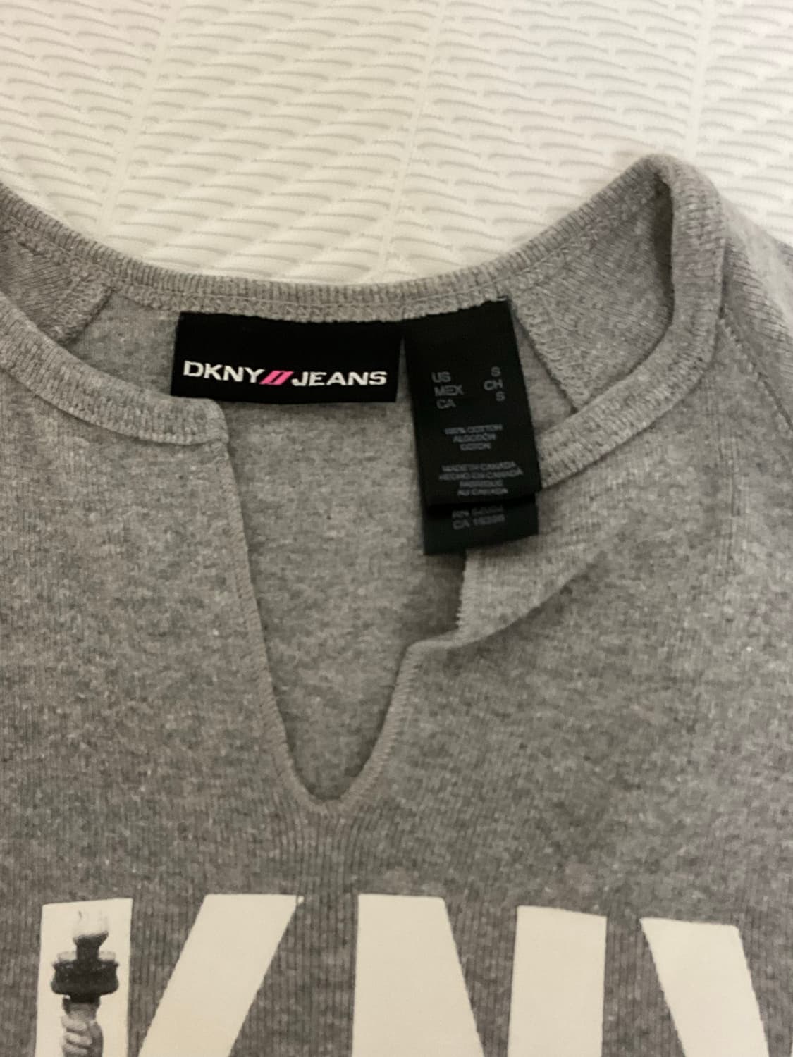 DKNY 상의 상품이미지2