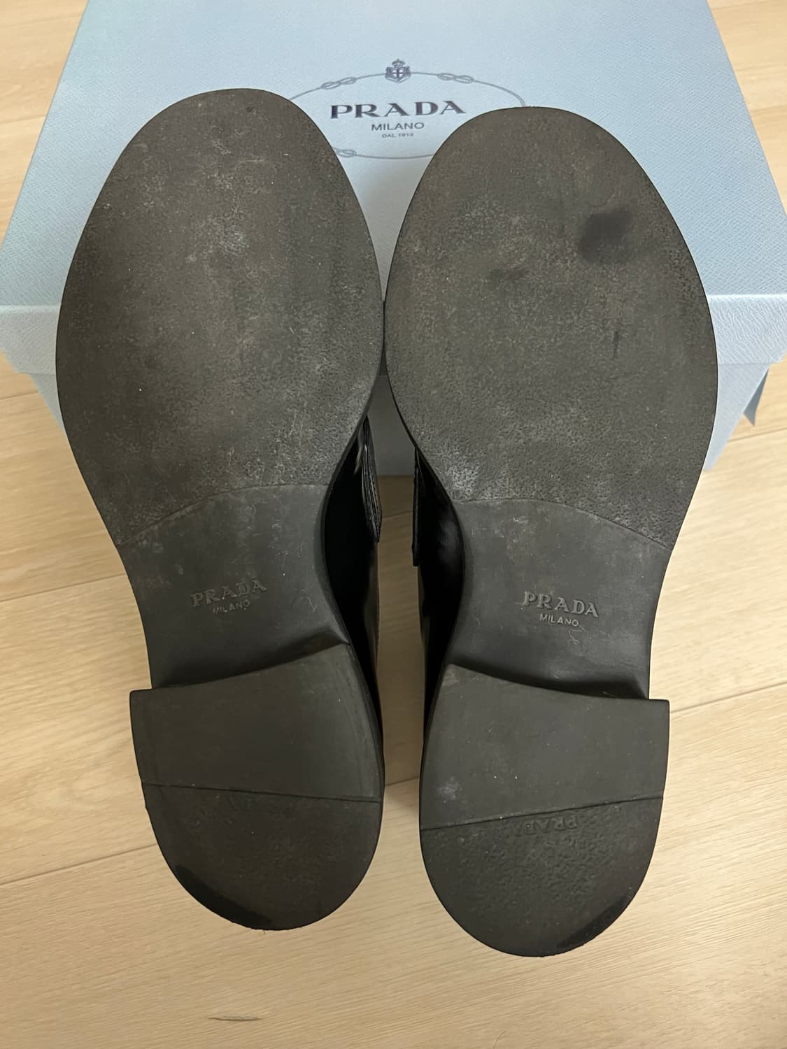 [uk38.5]프라다 브러시드 로퍼 상품이미지3