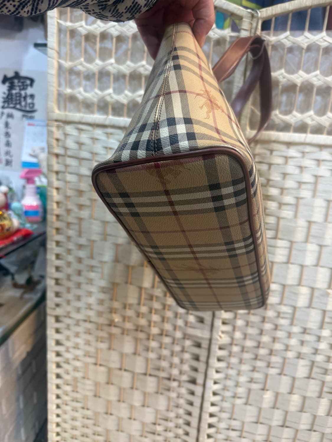 정품 버버리 노바체크 쇼퍼백 팝니다 상품이미지5