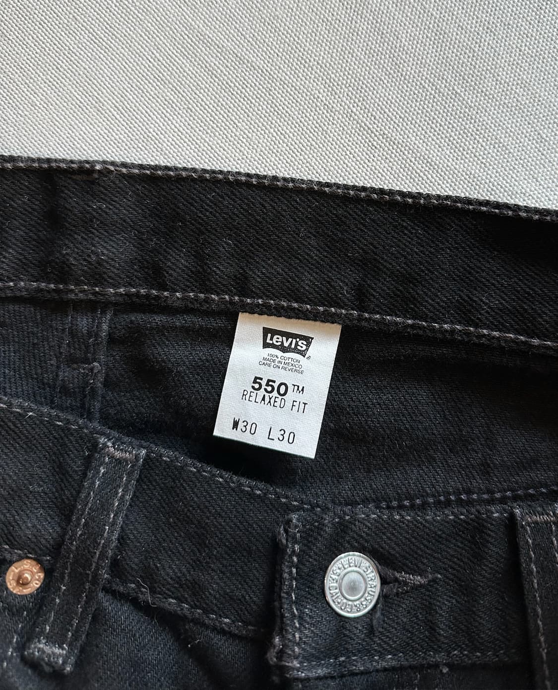 LEVI'S 550 regular black jeans w30 상품이미지8