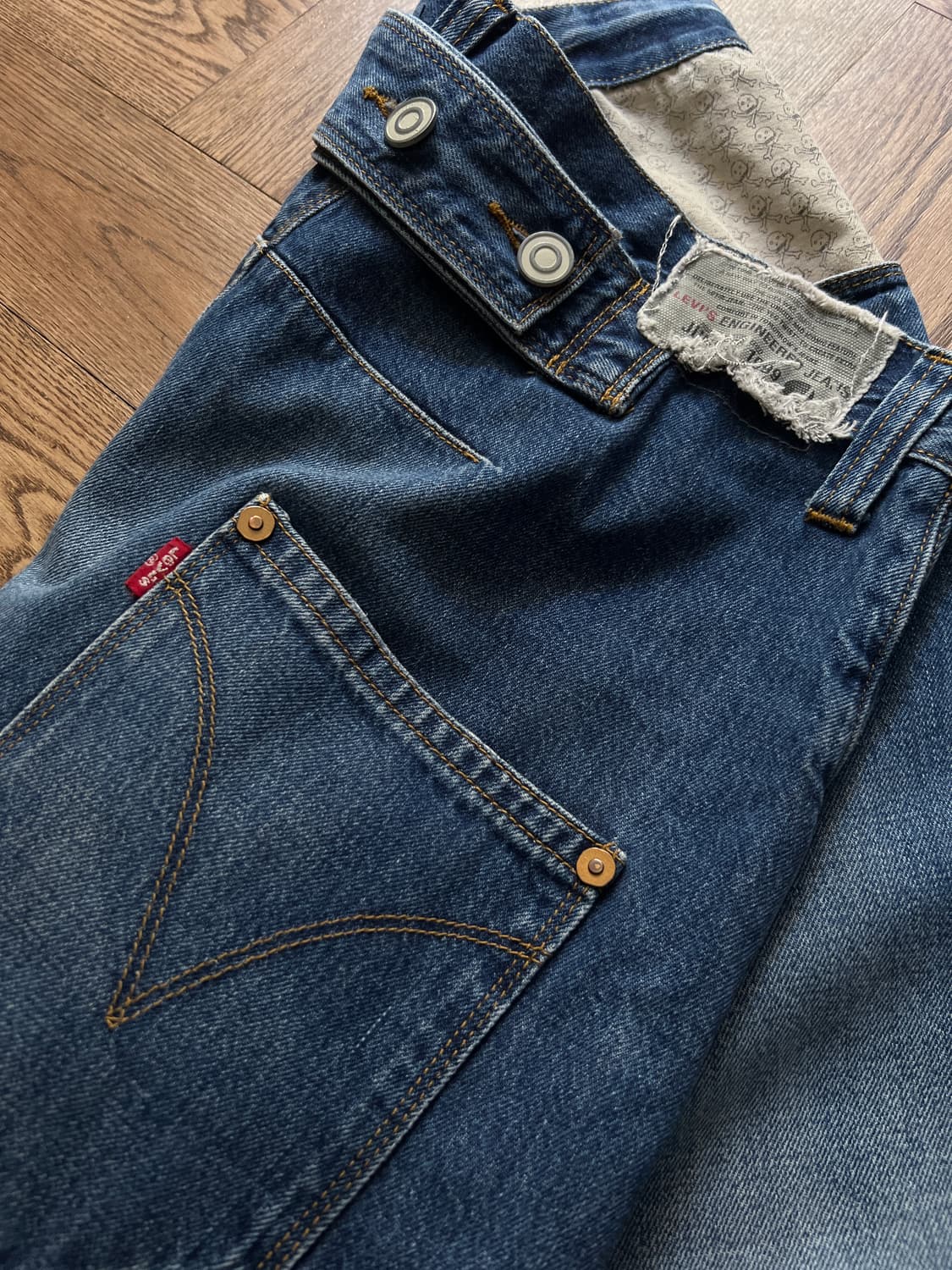 [34]00's 리바이스 엔지니어드진 스컬패치 신치백 데님 팬츠 상품이미지6