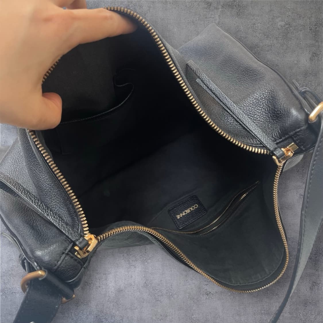 쿠론 Couronne 블랙 피어 숄더백 39 상품이미지9