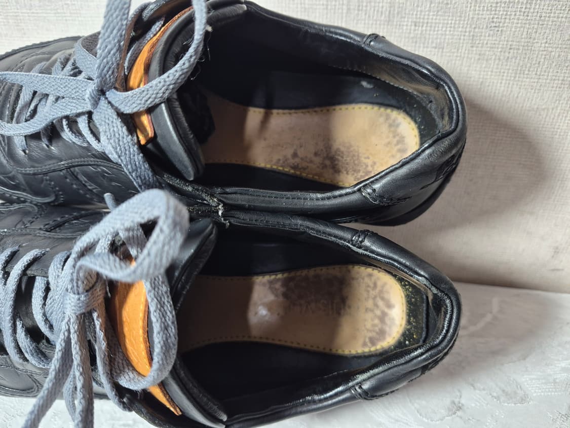 루이비통 엠보싱 블랙 스니커즈 (25]~255) 상품이미지8