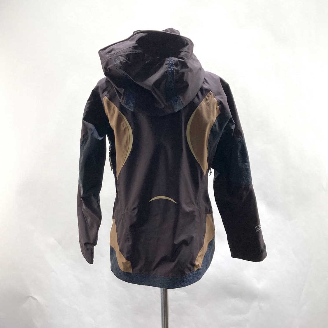 블랙야크 여성고어텍스바람막이자켓 90  상품이미지3