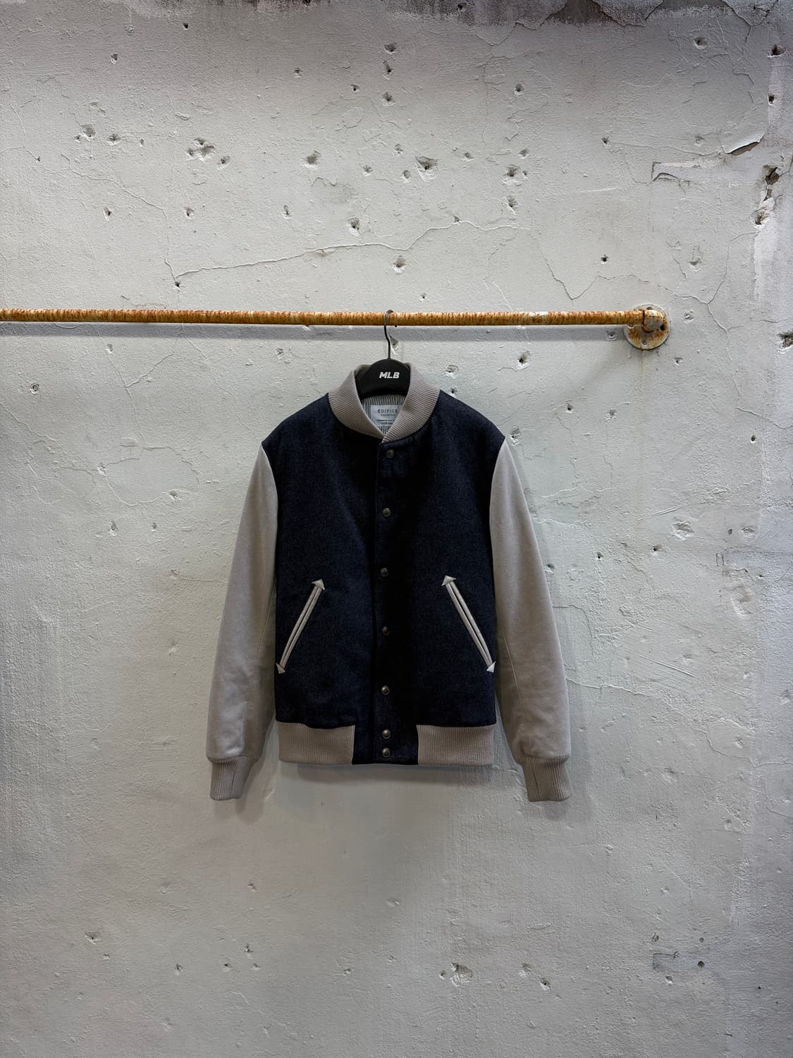 edifice japan 바시티 상품이미지1