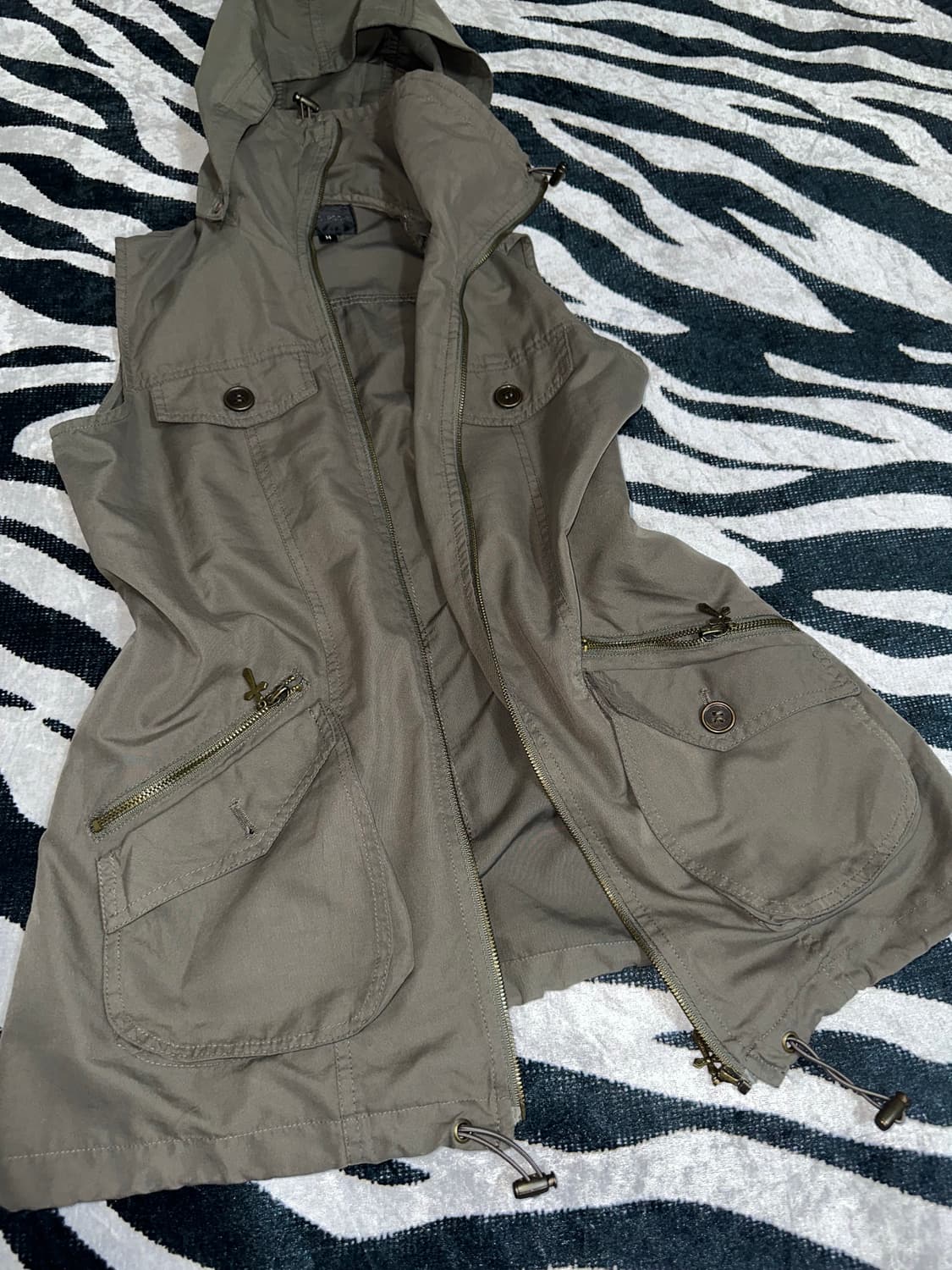 일본빈티지 y2k 그런지페어리 십자가 카키야상조끼 오네갸루파우닝133 상품이미지1