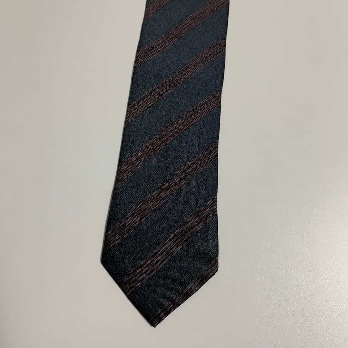 이세이미야케 명품 중고넥타이 클래식 100실크 7.5cm 상품이미지9