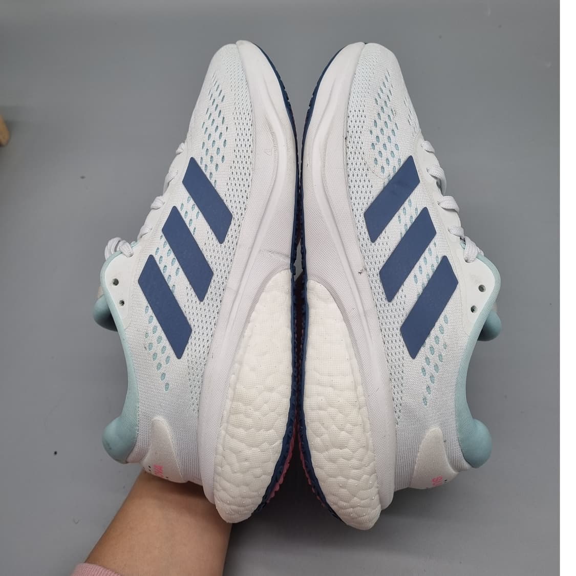 아디다스 슈퍼노바2.0 여성런닝화240  상품이미지5