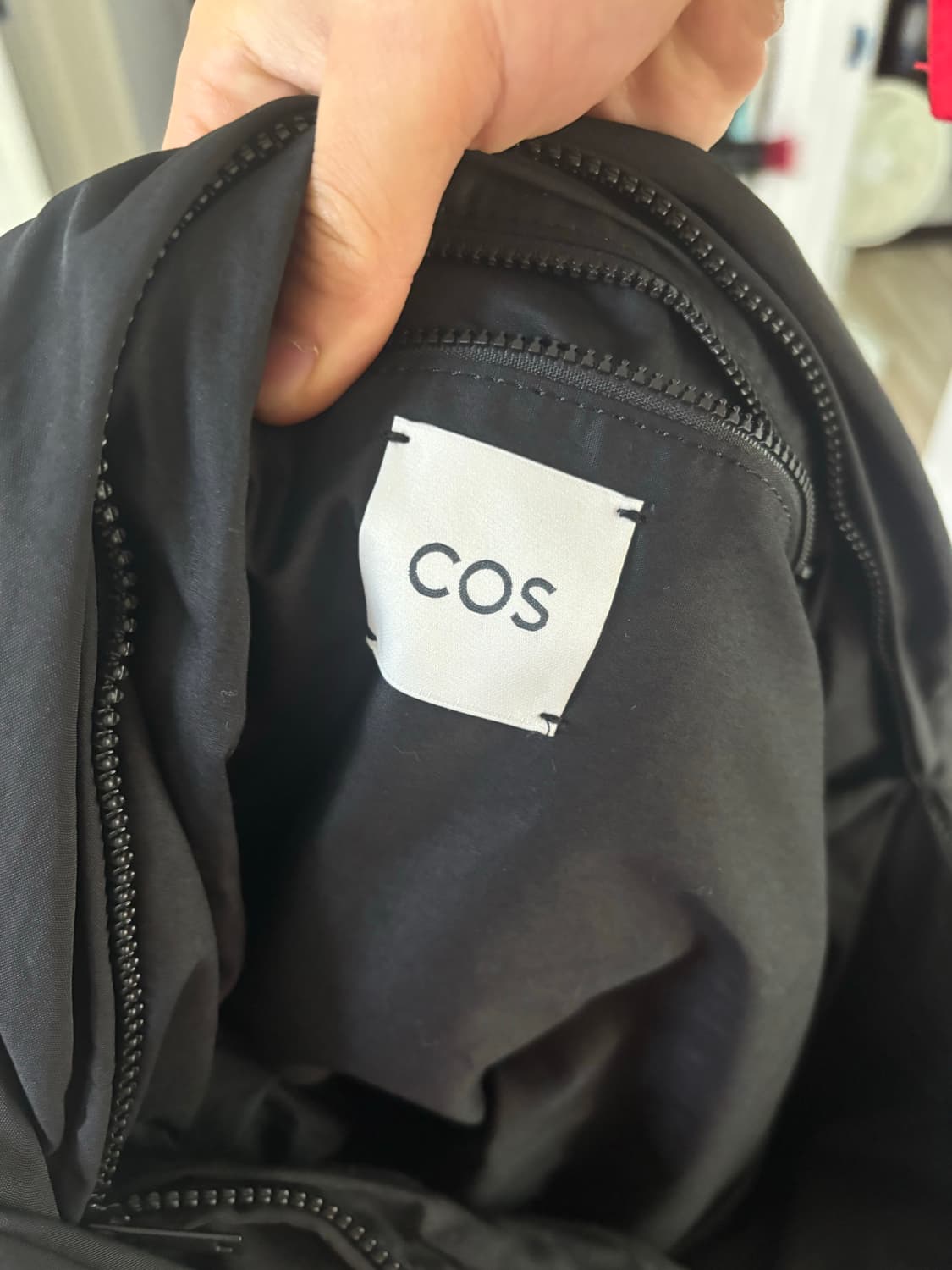 COS 카이트 오버사이즈 숄더백 블랙 상품이미지3