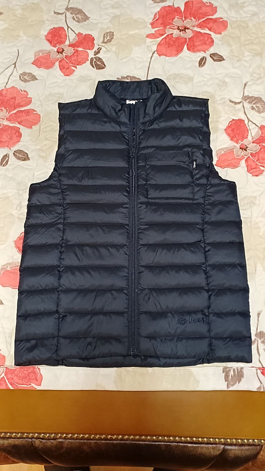 Jeep 오리털경량조끼 95 가슴49 기장66 상품이미지1